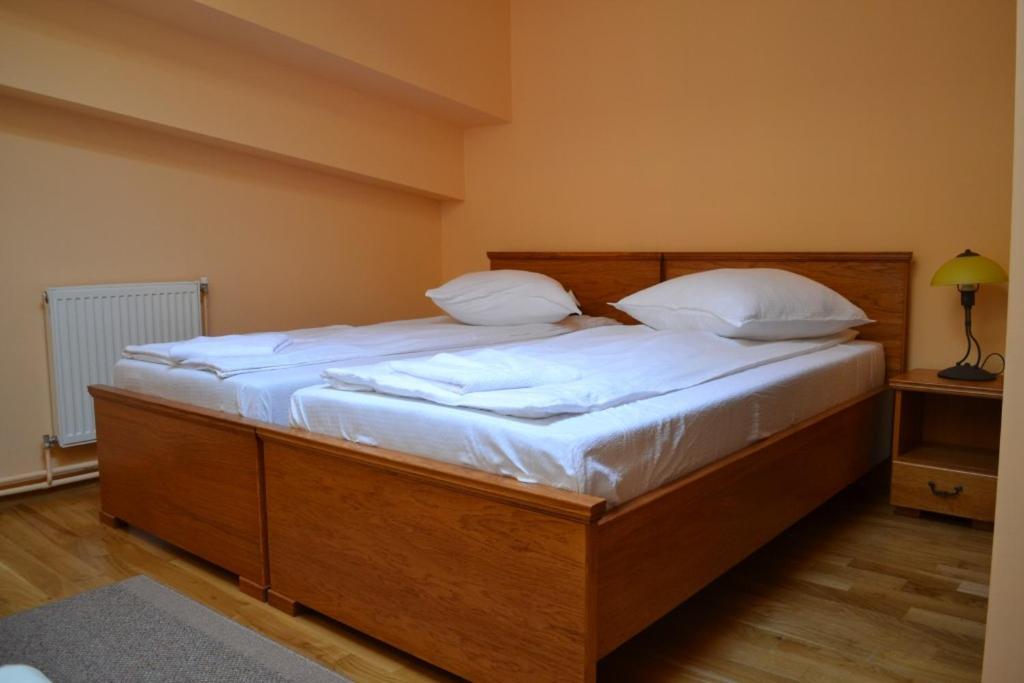 Bed and Breakfast Rakoczi Center Одорхею-Секуєск Екстер'єр фото